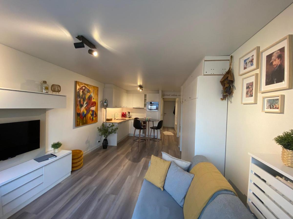 Appartement Moderne Studio Aan Zee à Ostende Extérieur photo